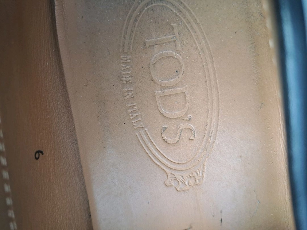 TODS 로퍼입니다 이미지