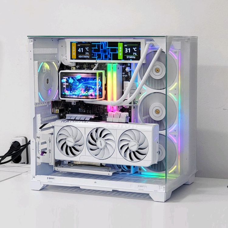 7800X3D 9070XT 화이트 32GB 1TB 컴퓨터 본체 아이온2 배그 - 안심되는 중고거래