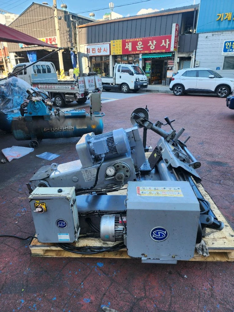 중고 대형타이어탈착기 (HT-300H) 이미지