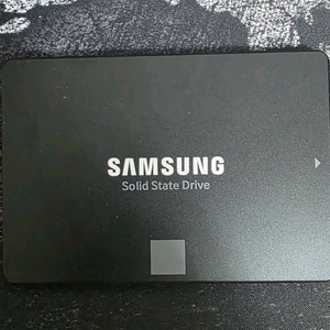 삼성 860 EVO 500GB SSD 이미지