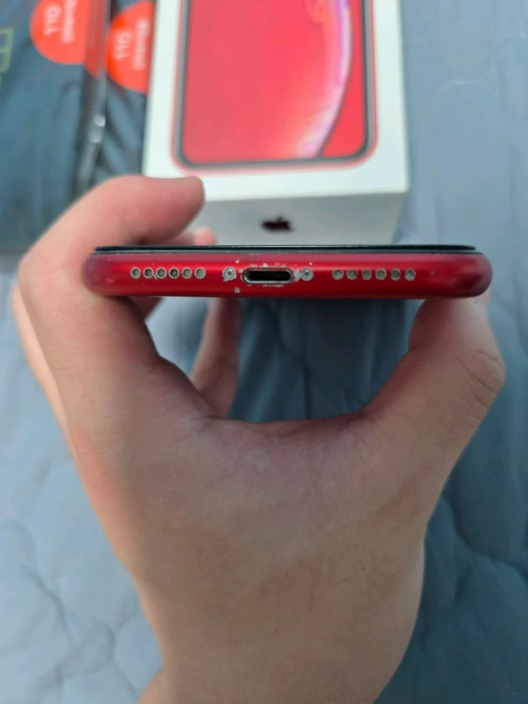 아이폰 XR 레드 256GB 이미지