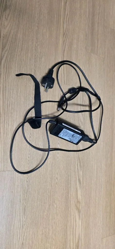 삼성전자 정품 노트북 충전기 판매합니다 이미지