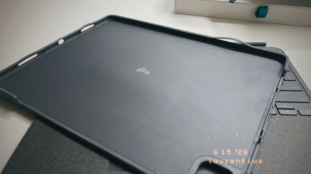 아이패드 프로 5세대 12.9인치 m1 wifi 512gb & 애플펜슬 + 로지텍 콤보터치 이미지