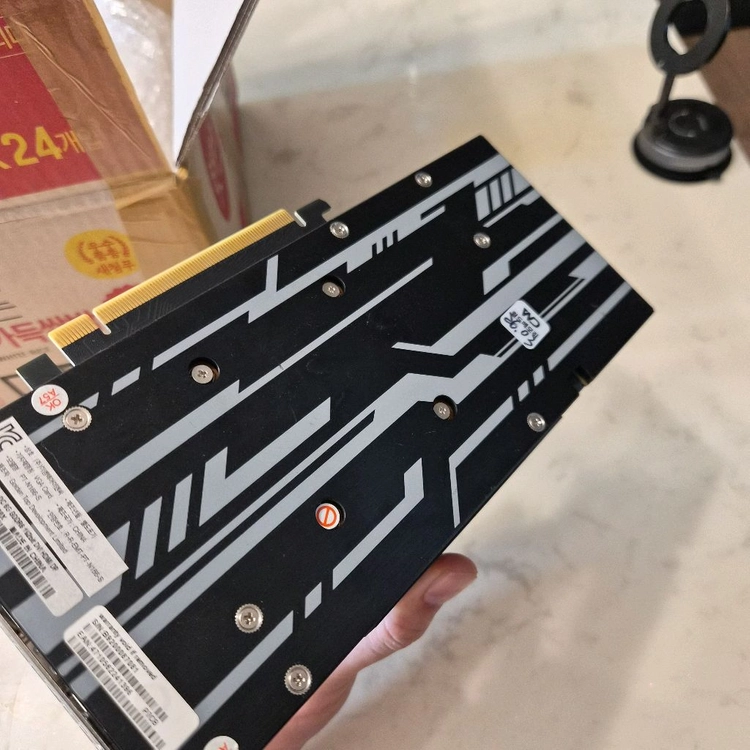 이엠텍 GTX 1660 SUPER OC D6 6GB 이미지