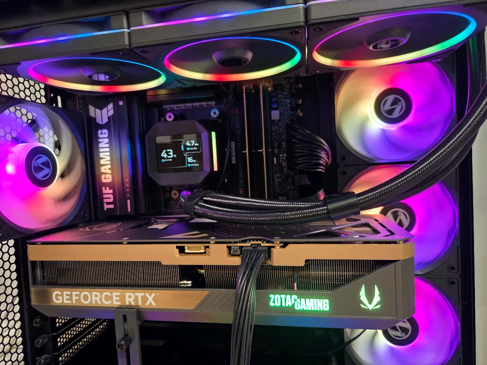 9800x3d, b850m wifi 7, rtx 5070ti 완본체 이미지