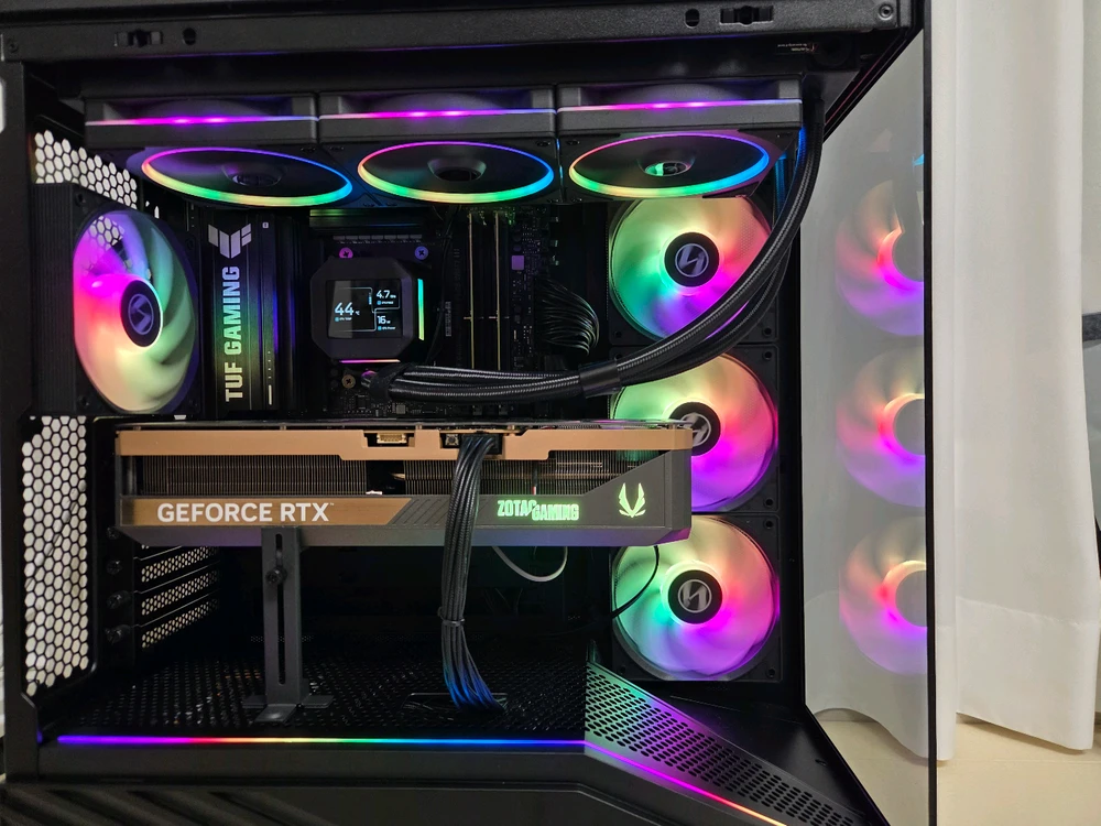 9800x3d, b850m wifi 7, rtx 5070ti 완본체 이미지