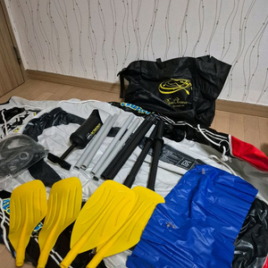 28일까지만 구매 가능 / 두로카리스마 고무보트세트(노, 공기펌프 등 구성품 전체 포함) / 대인 2인용 이미지
