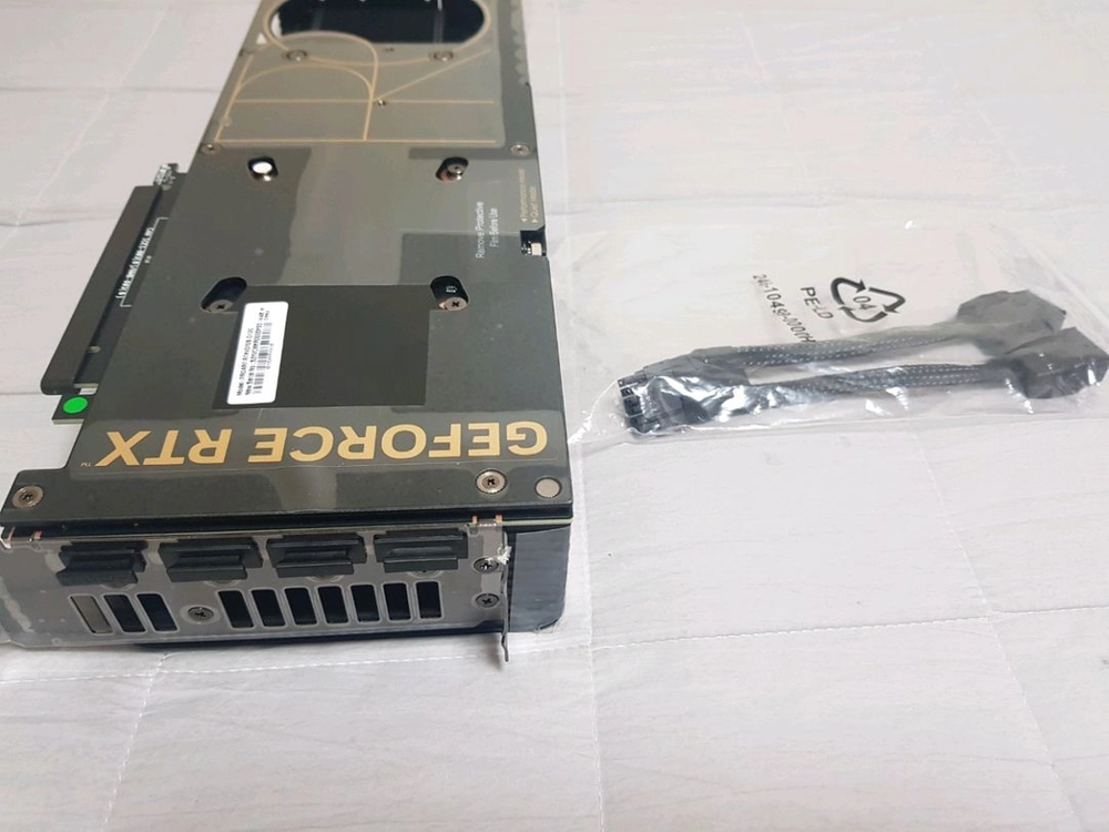 아수스 RTX 4070 SUPER PROART O12G 완전새거 박스는 없습니다 이미지
