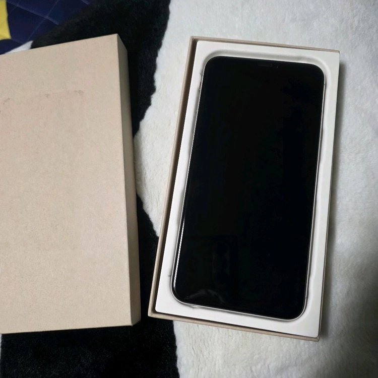 아이폰 xs max 512GB 실버 / 리퍼제품 이미지