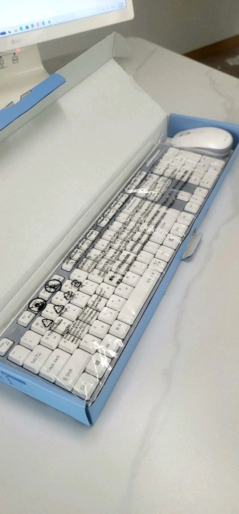 S급] 24인치 LG 일체형 PC 24V570 (i5 / 윈도우11프로) 이미지