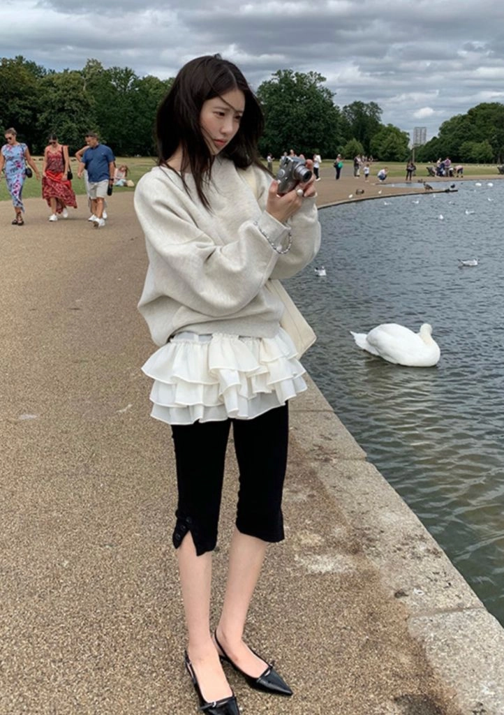 프릴리 Layerd Slip Dress 레이어드 슬립 디자인의 캉캉 미니 원피스 이미지