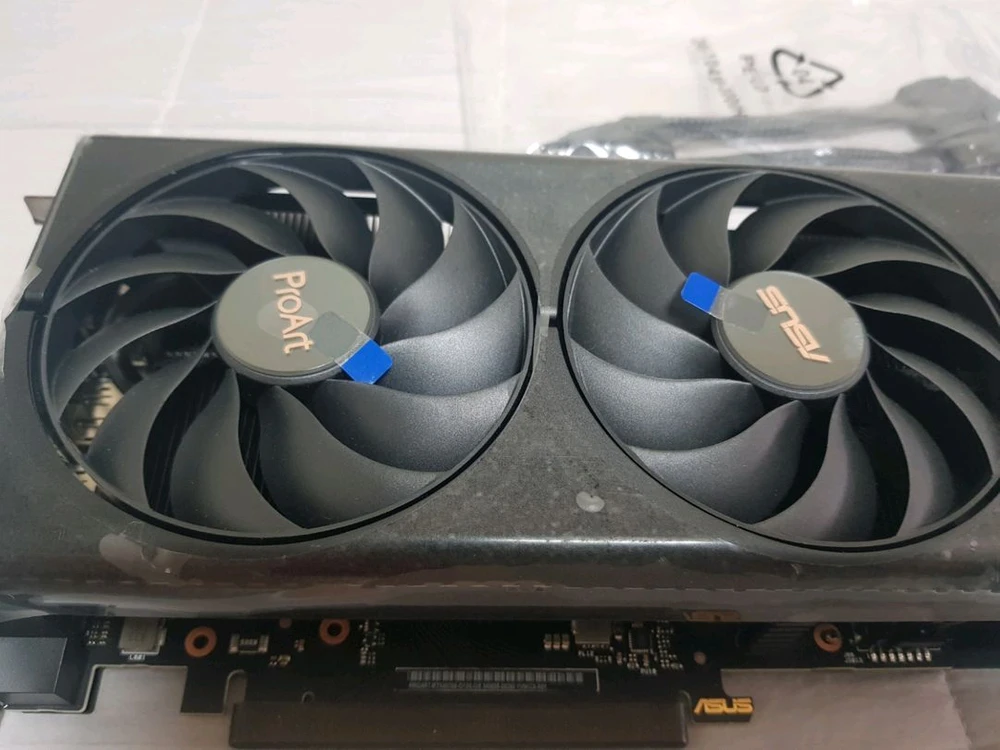 아수스 RTX 4070 SUPER PROART O12G 완전새거 박스는 없습니다 이미지