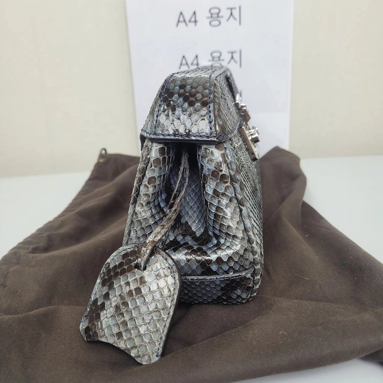 구찌 331824 파이톤 레이디 락 클러치 시즌백 (누나명품중고) 이미지