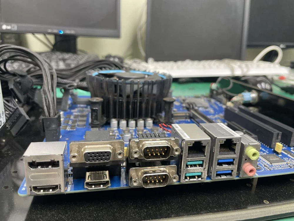 산업용메인보드 + cpu + 전원공급장치 cpu: intel i7-12700 - 안심되는 중고거래