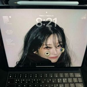 아이패드 프로 6세대 셀룰러 256gb , 매직키보드 , 펜슬 이미지