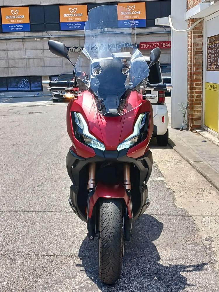23년식 # ADV350cc # 무광레드 # 컨디션굿 저렴하게 판매합니다 이미지