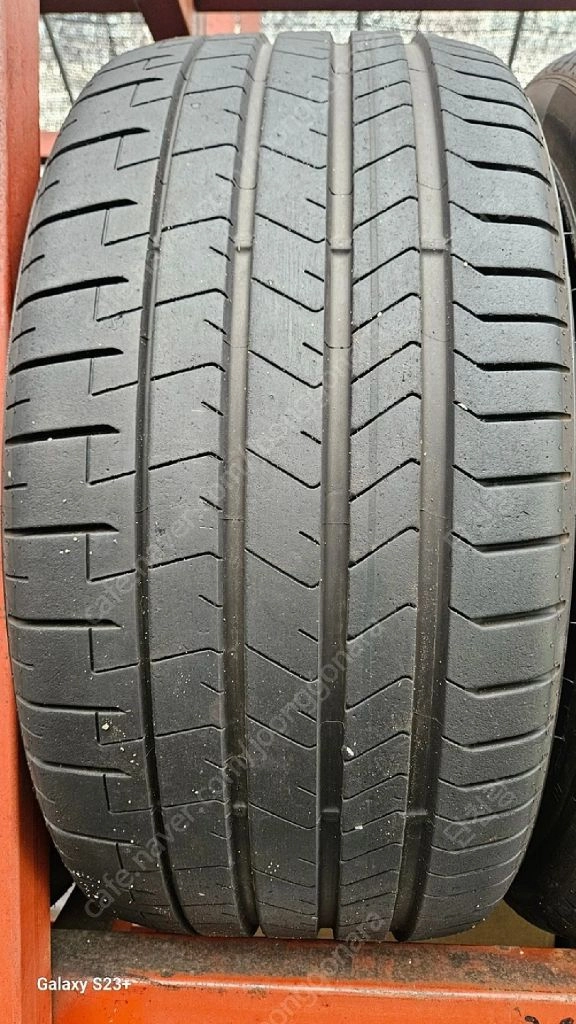 BMW X5M X6M 순정 타이어 1대분 판매 (295/35R21, 315/30R22) 이미지
