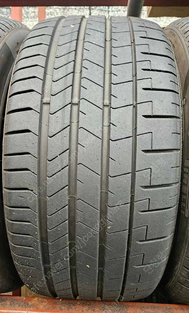 BMW X5M X6M 순정 타이어 1대분 판매 (295/35R21, 315/30R22) 이미지