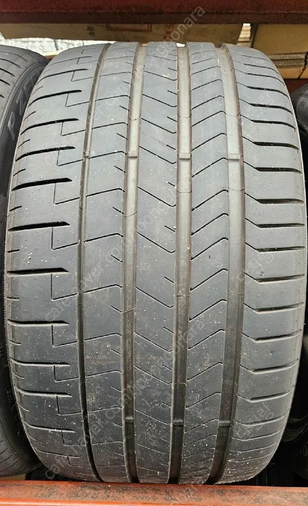 BMW X5M X6M 순정 타이어 1대분 판매 (295/35R21, 315/30R22) 이미지