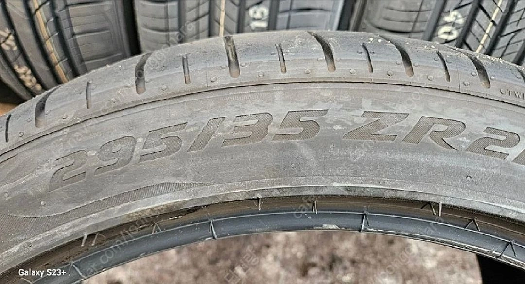 BMW X5M X6M 순정 타이어 1대분 판매 (295/35R21, 315/30R22) 이미지