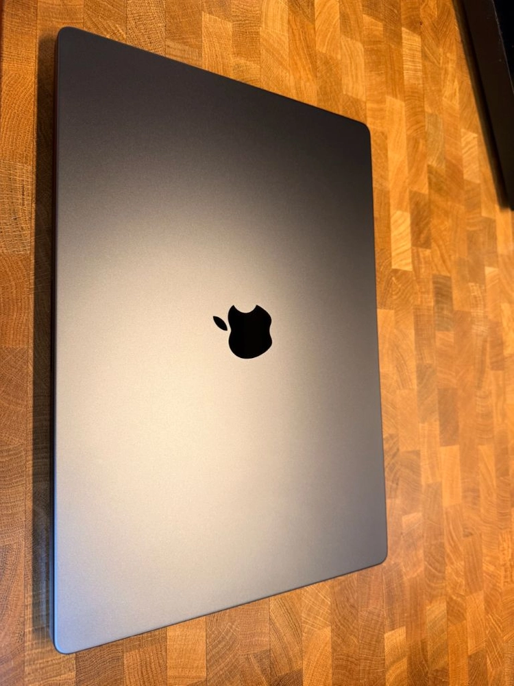 MacBookPro16 M3MAX/ 40/ 48/ 2TB/ SG 2023 이미지