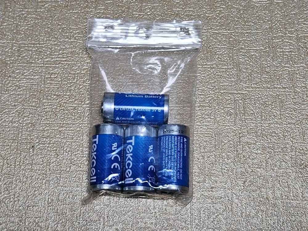 니콘 F80 필름카메라 본체와 28-80mm, 70-300mm 렌즈 세트(게시글 필독) 이미지