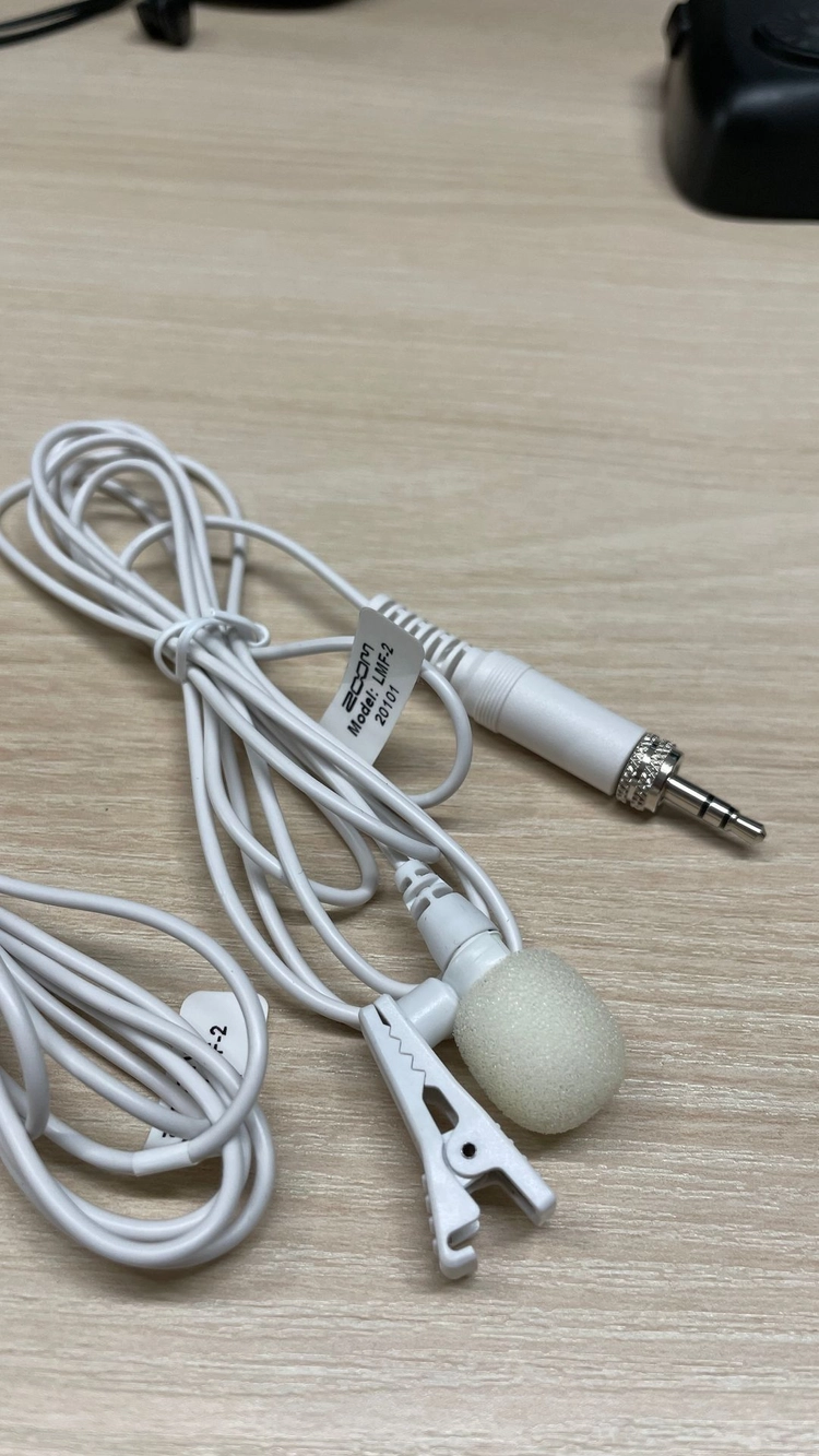 ZOOM LMF-2 라발리에 마이크 이미지