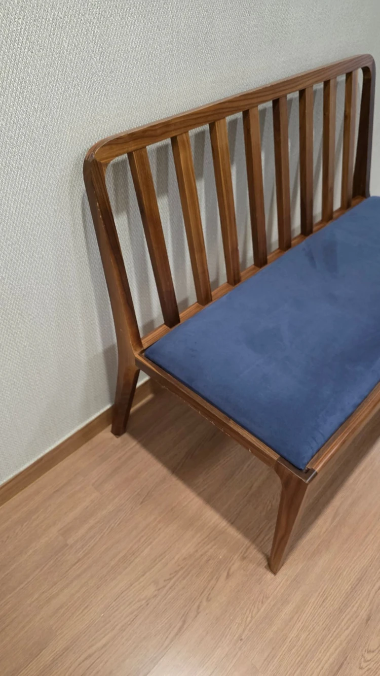 카레클린트 월넛 원목 벤치 의자 110cm+토레 알칸타라 쿠션 이미지