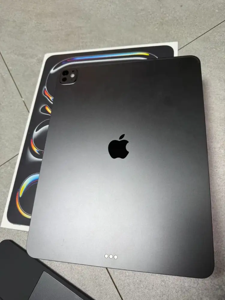 아이패드 m5 13 256gb 판매합니다 이미지