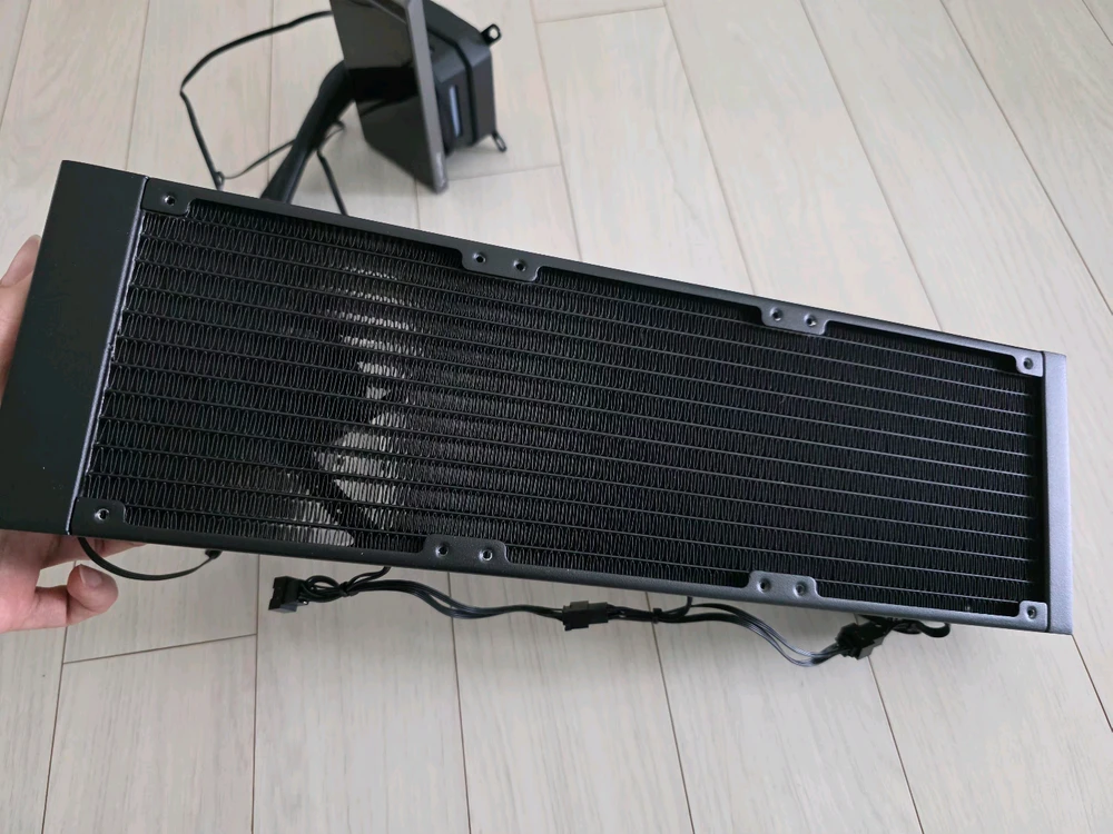 3열 수냉쿨러 DEEPCOOL LT360 VISION ARGB 이미지