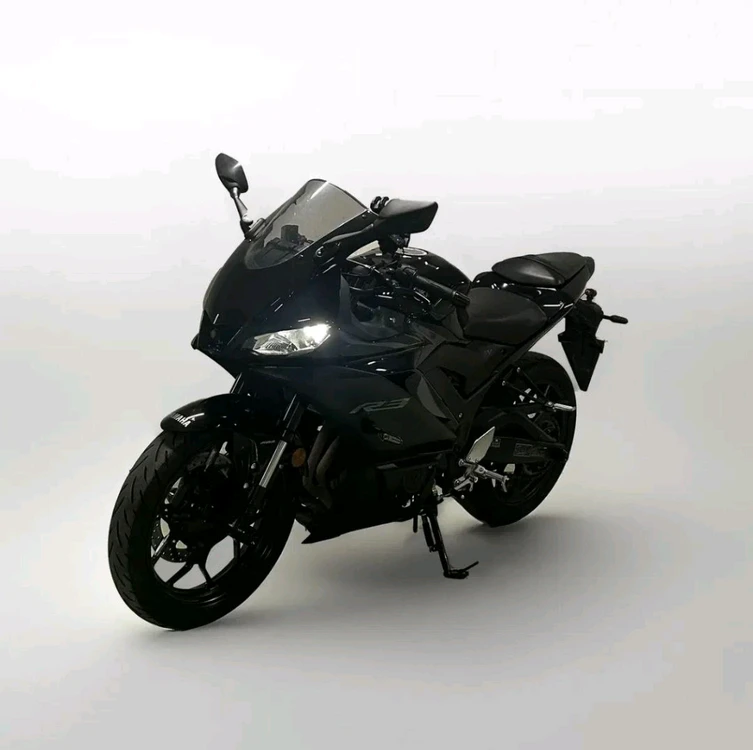 R3 2023년식 1만대 신차급 컨디션 이미지