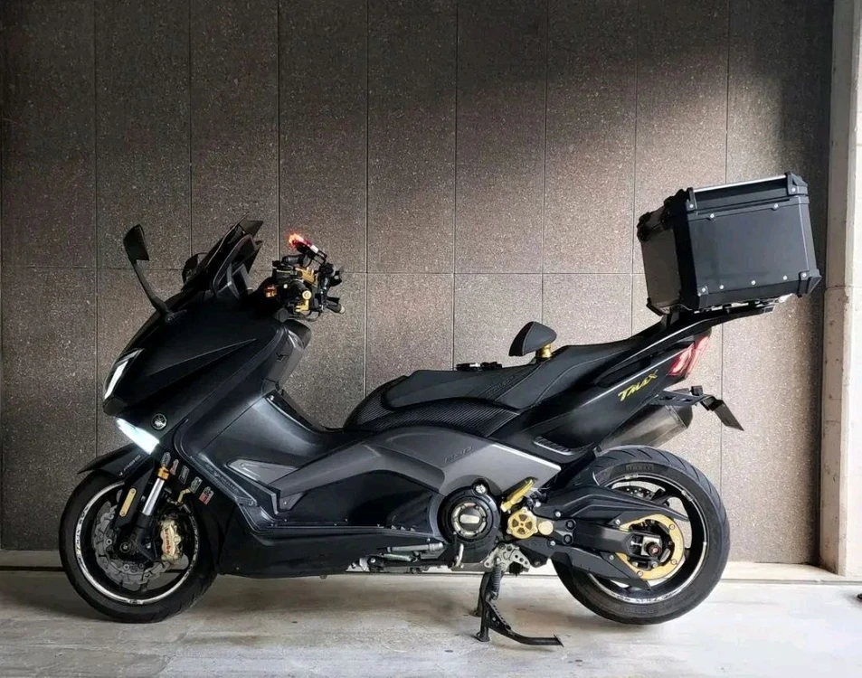 TMAX530 아이언맥스 15년식 풀튜닝 이미지