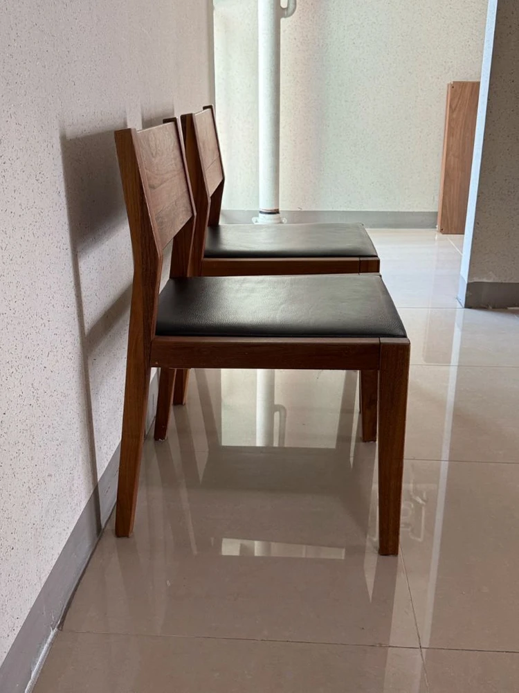 르클레어 leclair 한국가구 식탁 체어 의자 원목 가구 수입명품가구 한국가구 수입 의자 입니다르클레어고급스러운 이미지