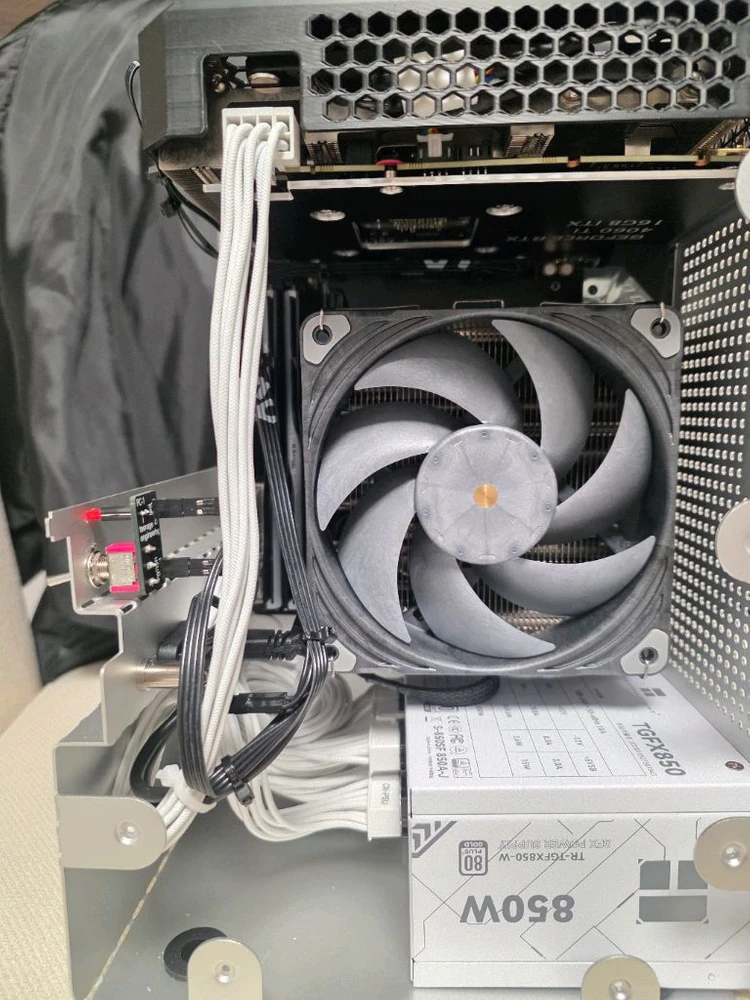 고사양 ITX, SSF 컴퓨터 팝니다. 이미지