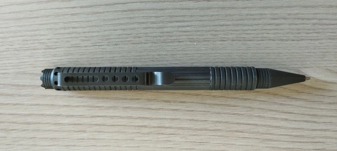 우지 UZI 택티컬펜 Tacticalpen 이미지