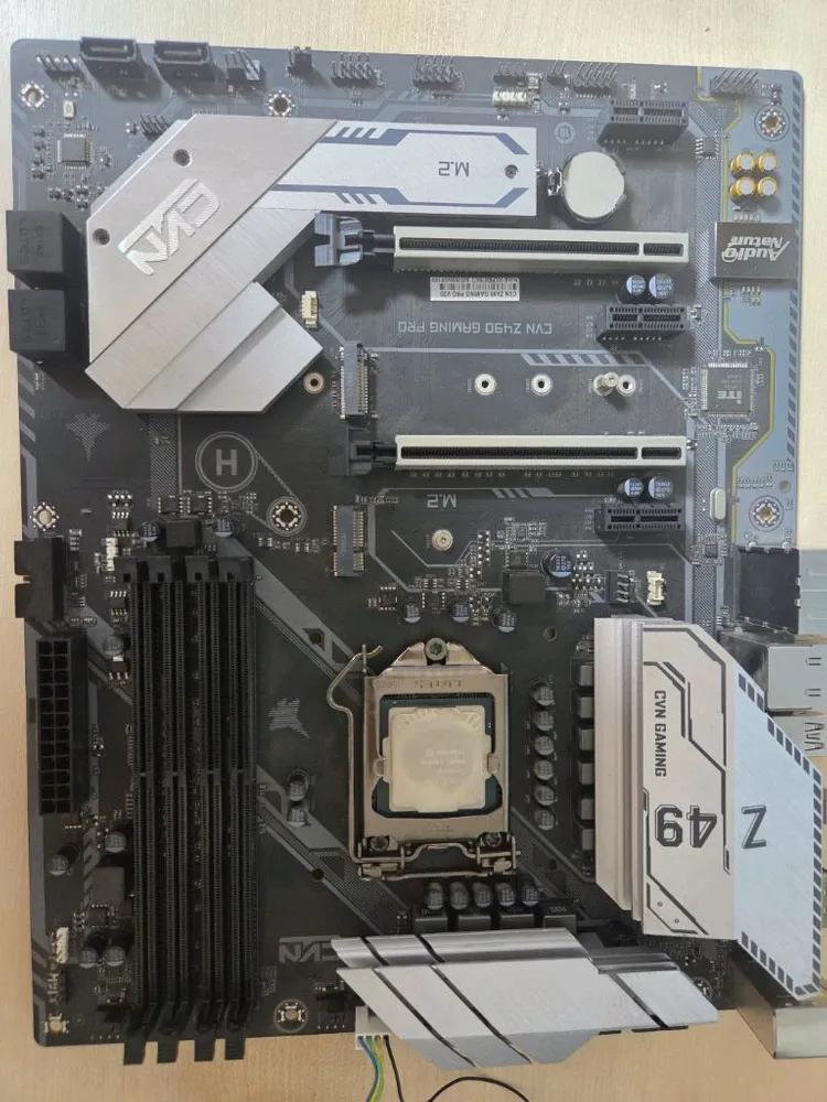 컬러풀 CVN Z490 게이밍 프로 메인보드 - 안심되는 중고거래