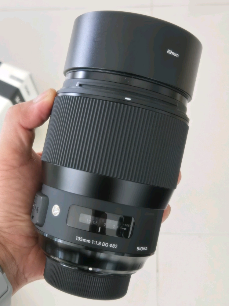 시그마 아트 135mm F1.8 렌즈 f 니콘 - 안심되는 중고거래