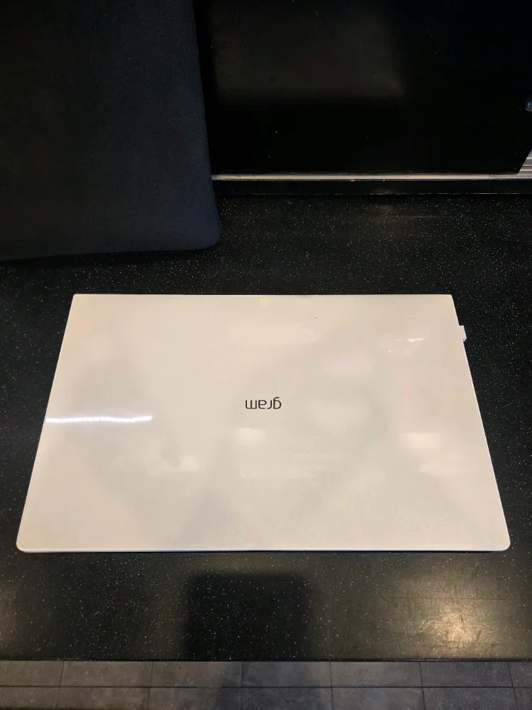 LG 그램 15 15Z990-GR3MK 노트북 판매 이미지