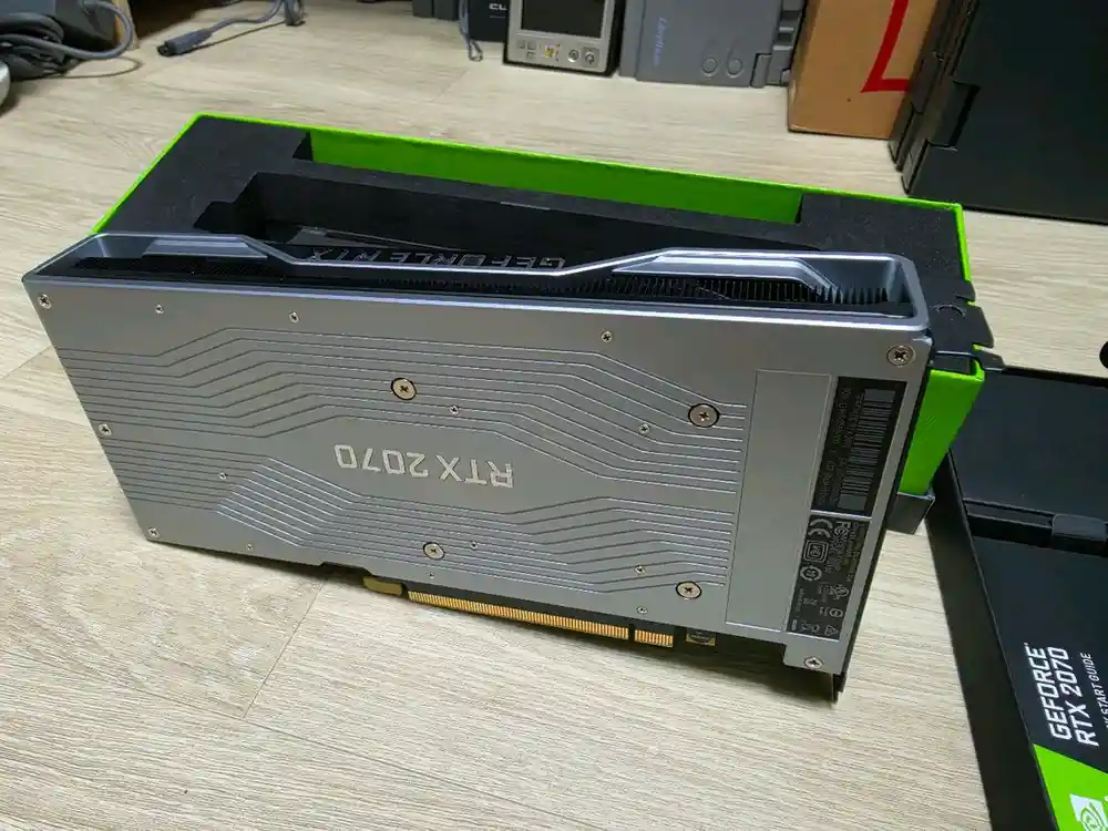 RTX2070 FE 이미지