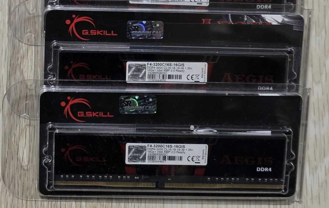지스킬 aegis DDR4-3200 16G 램 2장 판매합니다. 이미지
