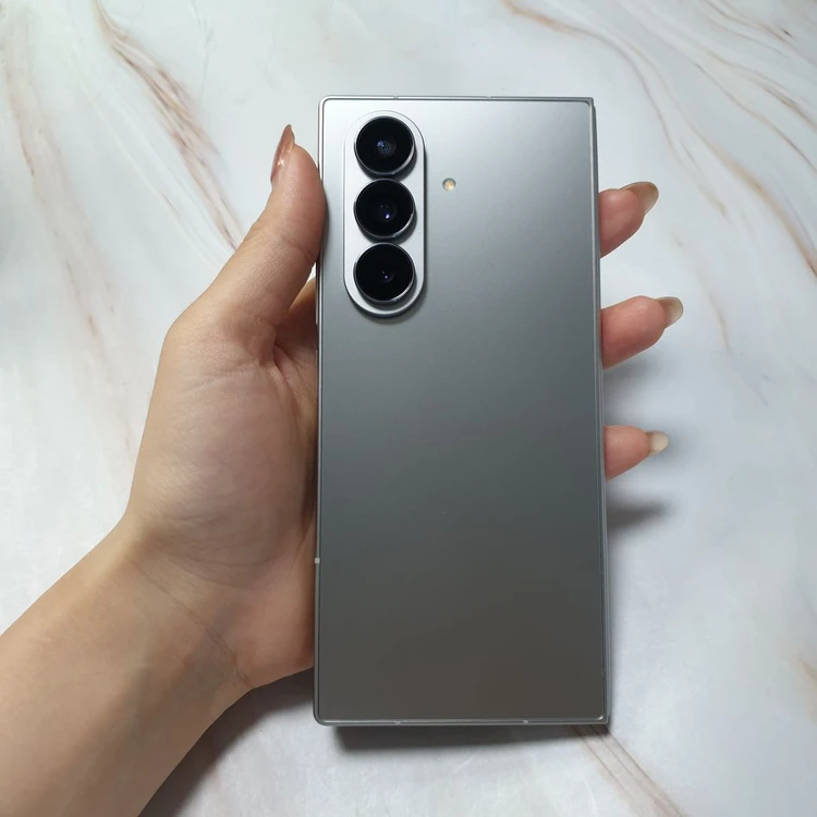 LG 갤럭시 Z폴드7 5G 실버 256G S급 판매합니다 이미지