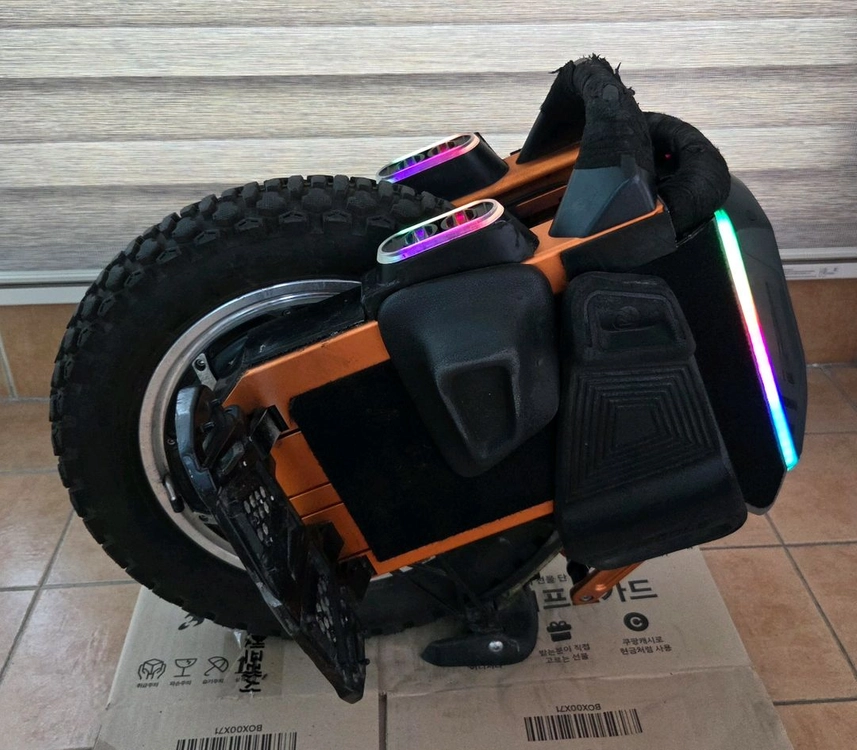 킹송 s16pro 전동휠 이미지