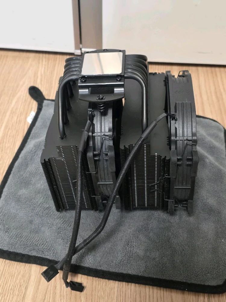 녹투아 NOCTUA NH-D15 chromax black CPU 쿨러 판매합니다. 이미지
