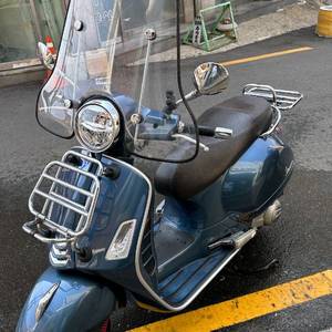 베스파 투어링 300cc 스쿠터 이미지
