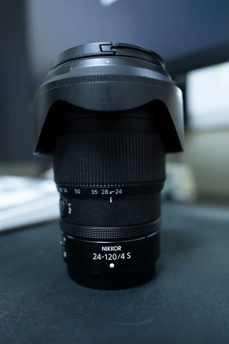 Z마운트 24-120mm f/4 표준 줌렌즈 이미지