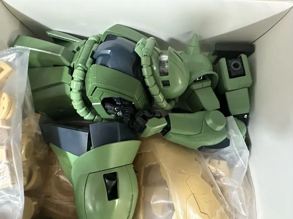 1/60 SH 구프 플라이트+PG 자쿠 소체 판매 이미지