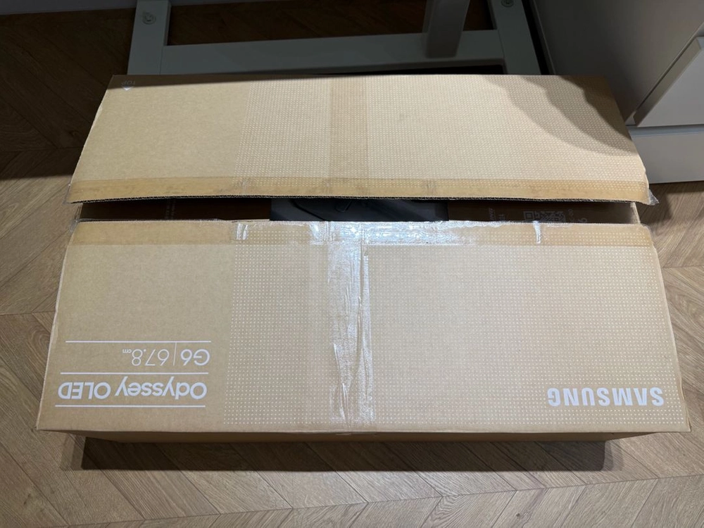 삼성 오디세이 g6 oled 360hz LS27DG602SKXKR 모니터 팝니다.(박스 풀) 이미지