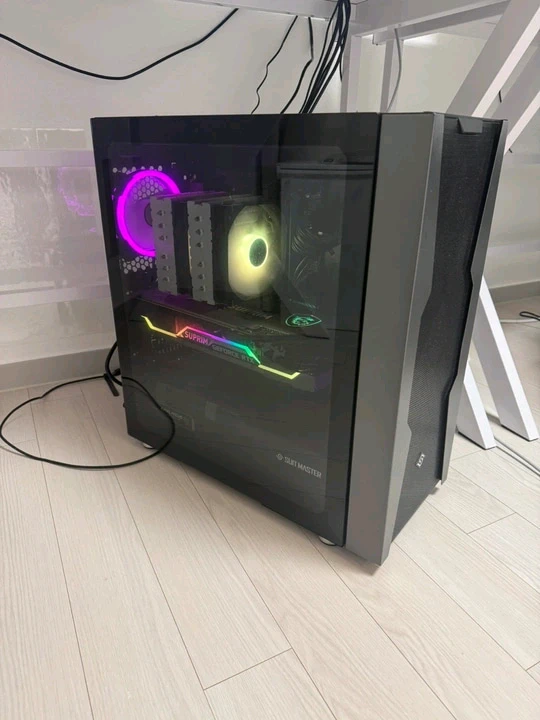 게이밍 PC 본체 Ryzen 7 RTX 3080 이미지