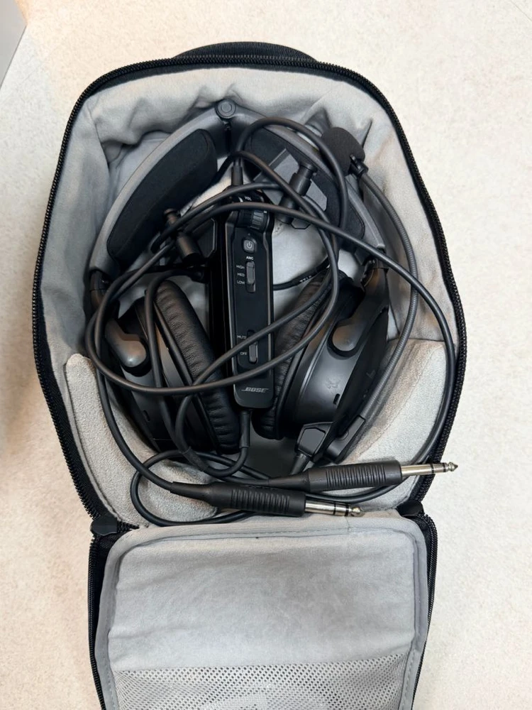 bose a30 항공 헤드셋 이미지