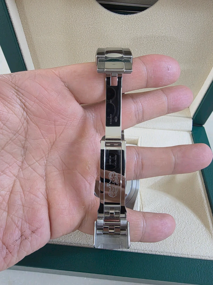 롤렉스 펩시걸 쥬빌레 GMT-Master 2 126710BLRO 이미지